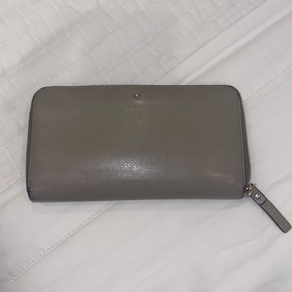 Kate Spade Zip Around Wallet